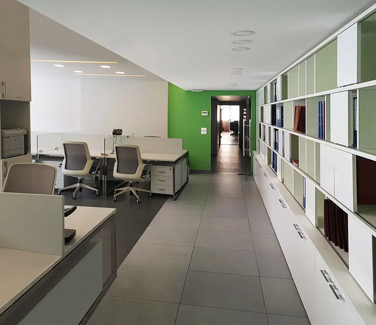Deloitte & Touche — office in Accra